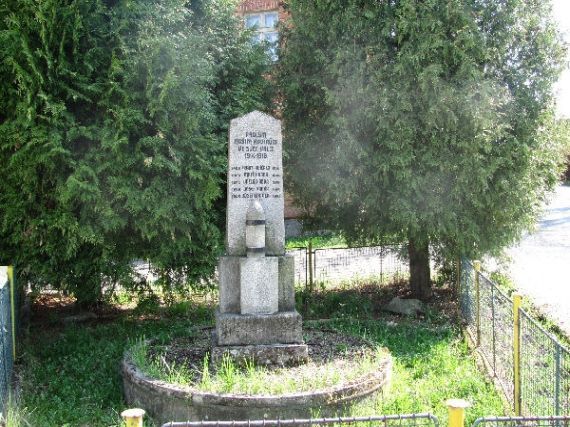 pomník padlých WWI, Lovčice