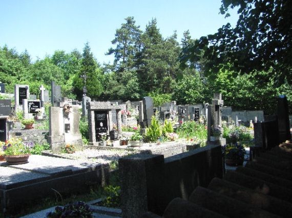 hřbitov Lhota u Svaté Anny