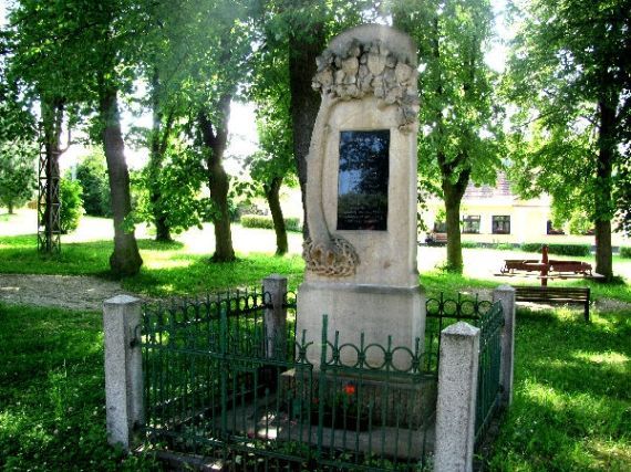 pomník padlých WWI, Ražice