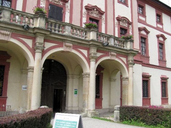 muzeum lesnictví, myslivosti a rybářství, Ohrada