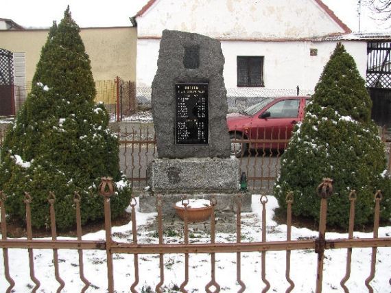 pomník padlých WWI i II, Čepice