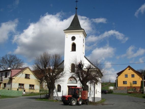 kaple sv. Anny, Luženice