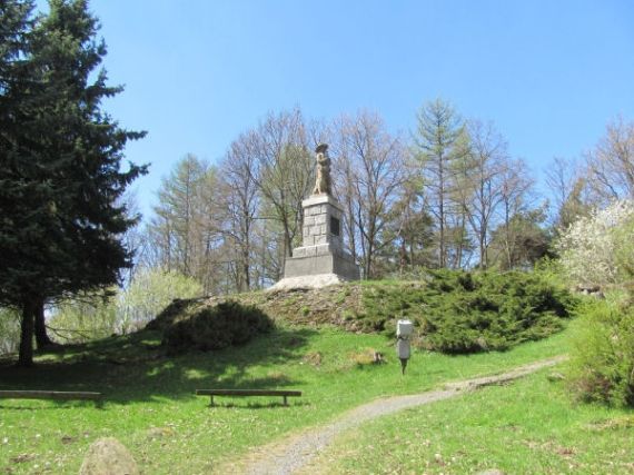 pomník Jana Sladkého - Koziny na Hrádku