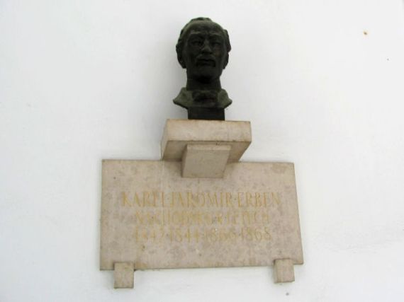 pamětní deska K.J. Erben, Domažlice