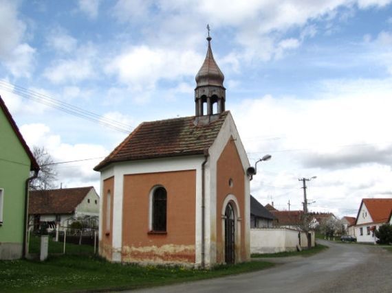 kaple Kucíny
