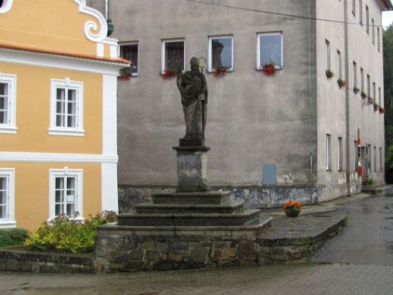 socha sv. Vojtěcha, Lhenice