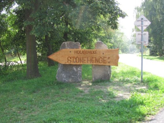 holašovické Stonehenge