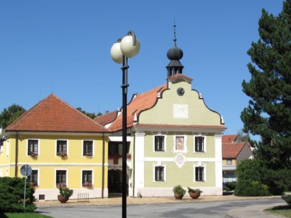 radnice Borovany
