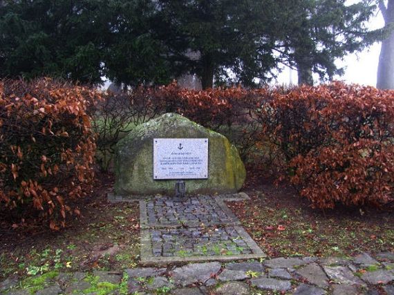 pomník padlých námořníků WWI i II, Fürth im Wald (D)
