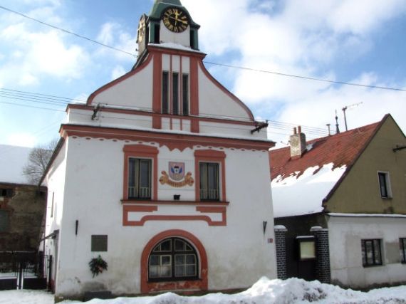 radnice Janovice nad Úhlavou