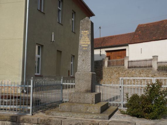 pomník padlých WWI, Paseky