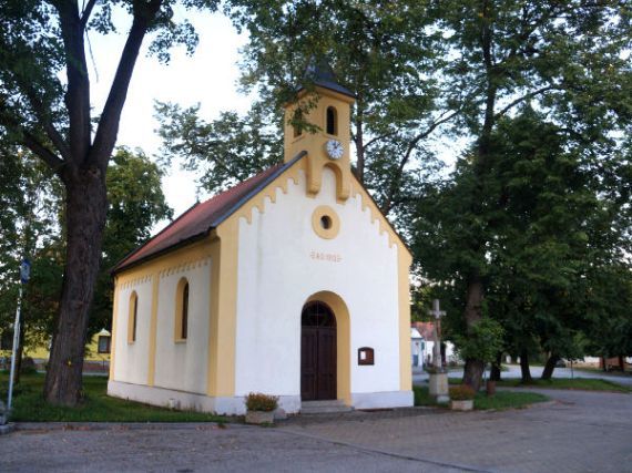 kaple Nejsvětější Trojice, Mydlovary