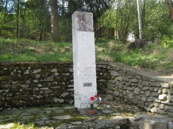 pomník obětem nacismu, Zdíkovec