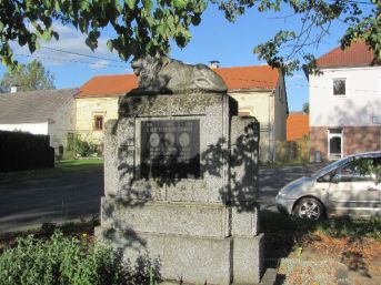 pomník padlých WWI, Klášter