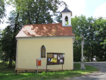 kaple Horní Chrášťany