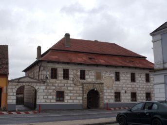 štenberský dům s mázhausem, Sedlice