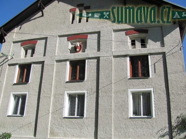 Chrástov