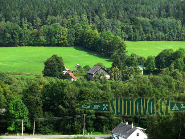 Eisnerův Dvůr, Javorná