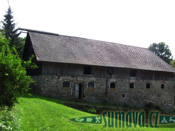 Eisnerův Dvůr, Javorná