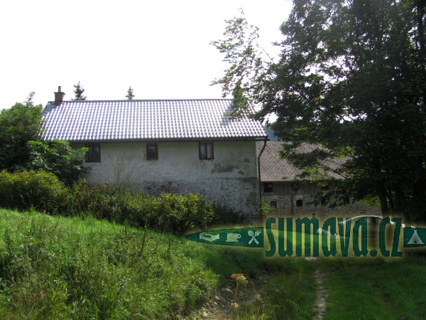 Eisnerův Dvůr, Javorná