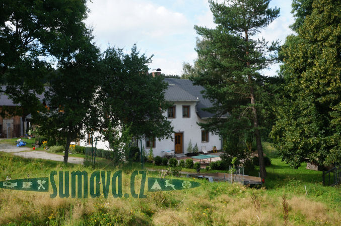 Gubrův Dvorec