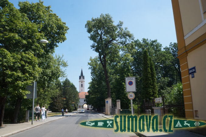 kostel Panny Marie Královny a sv. Jiljí, Třeboň
