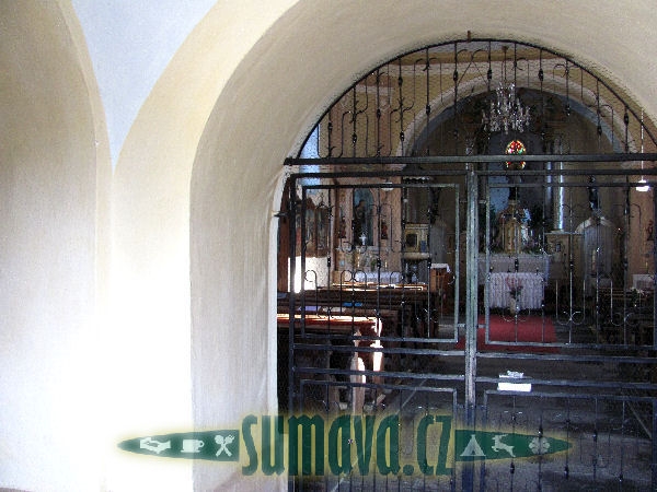 kostel sv. Jana Nepomuckého, Hlavňovice
