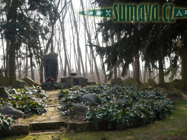 pomník padlých WWII, Srby