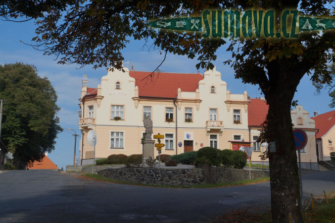 radnice Měčín