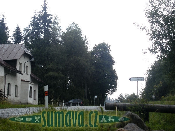 Skelná