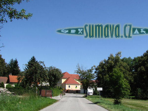 Zahájí