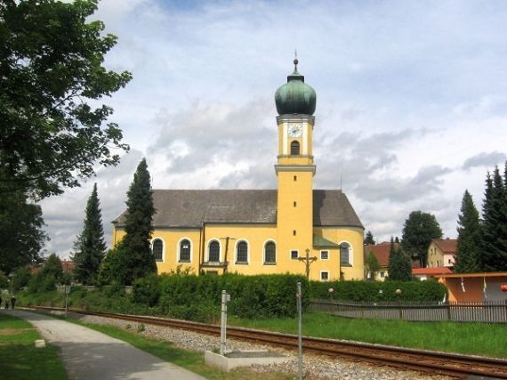kostel Maria Himmelfahrt, Frauenau (D)