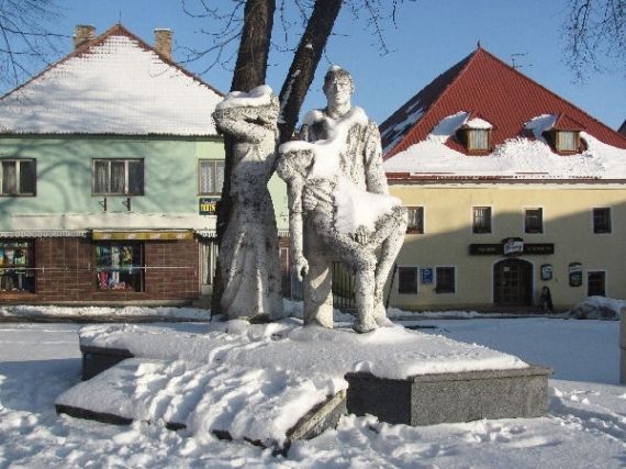 památník obětí pochodu smrti, Horní Planá