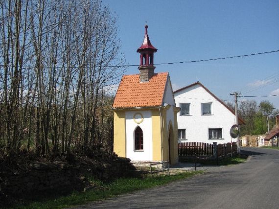 kaple Lovčice