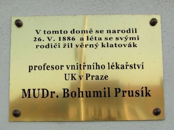 pamětní deska MUDr. Bohumil Prusík