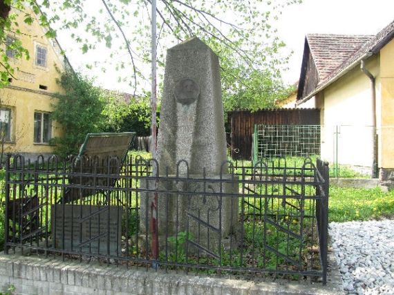 pomník padlých WWI i II, Svrčovec
