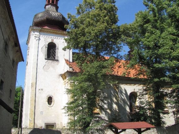 kostel sv. Václava, Kadov