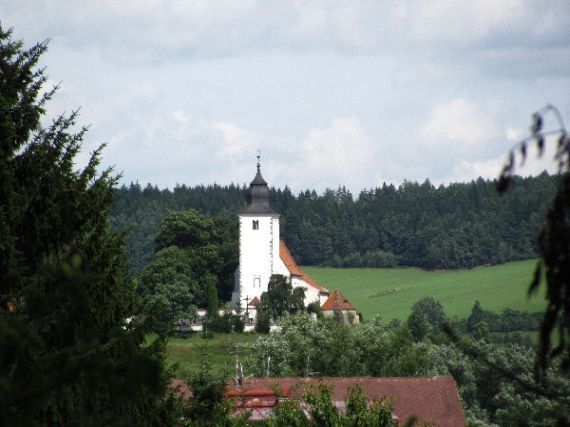 kostel sv. Vavřince, Zdouň