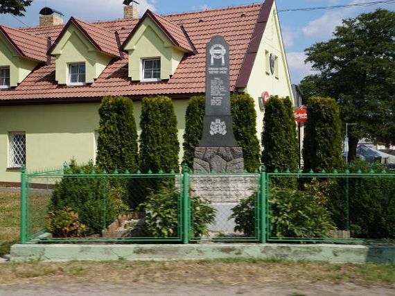 pomník padlých WWI, Češnovice