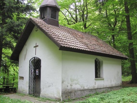 kaple sv. Bernarda - Medvědí kaple, Liščí