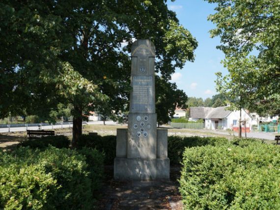 pomník padlých WWI, Domanín