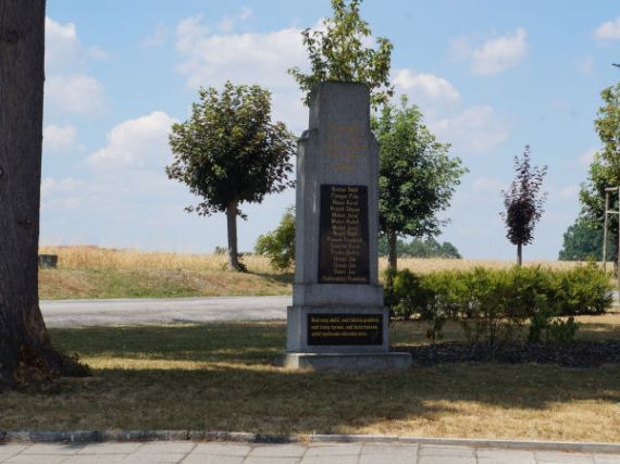 pomník padlých WWI, Hatín