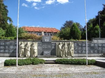 pomník padlých WWI i II, Sušice