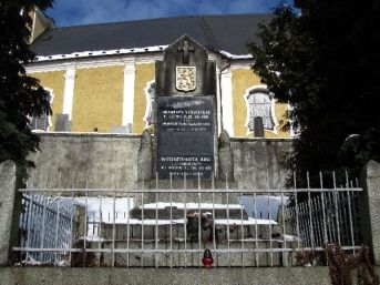 pomník padlých WWI i II, Zavlekov