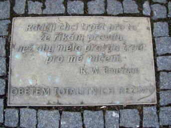 památník obětem totalit Prachatice