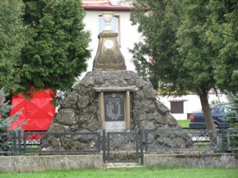 pomník padlých WWI i II, Příchovice