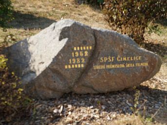 pamětní kámen SPŠF, Čimelice