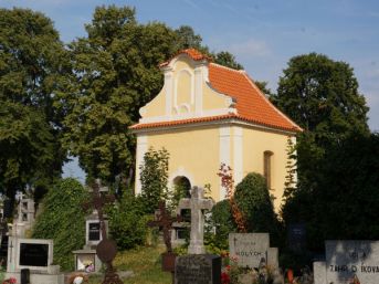 kaple Nejsvětější Trojice, hrobka dědičných poštmistrů, Strakonice