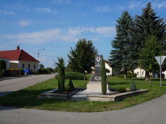 pomník padlých WWI, Lutová