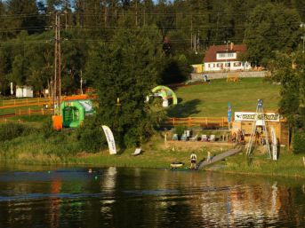 wakeboarding a vodní lyžování, Frymburk